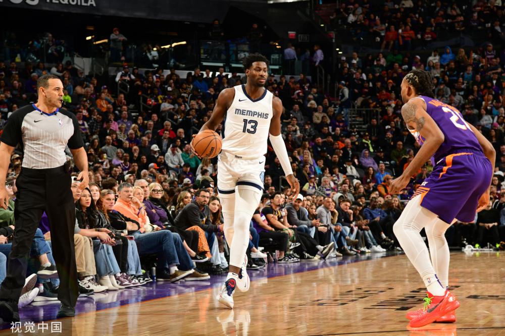 并在他们追 并在他们追